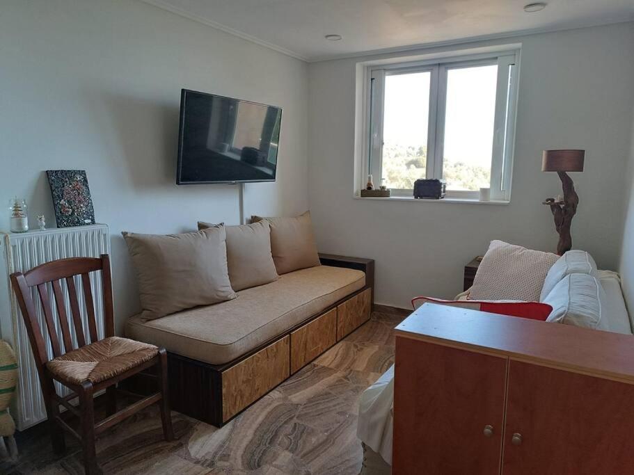 Ολόκληρος Όροφος Αγροτική Οικία Apartment Neos Pirgos Exterior photo
